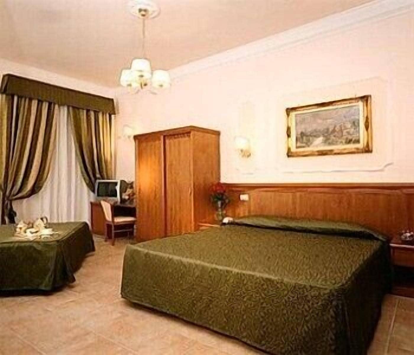 Hotel Philia Roma Esterno foto