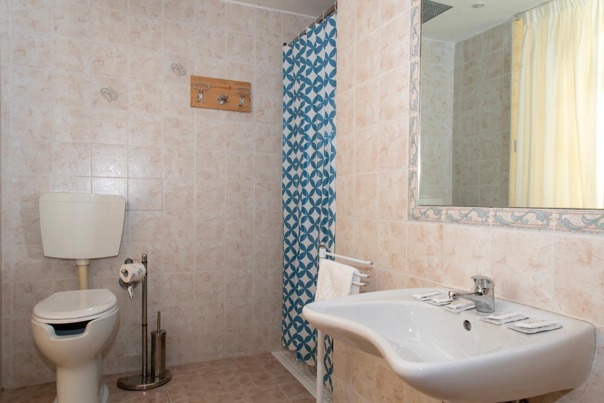 Hotel Philia Roma Esterno foto